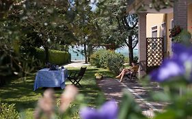 Appartamenti Giardino Al Mare